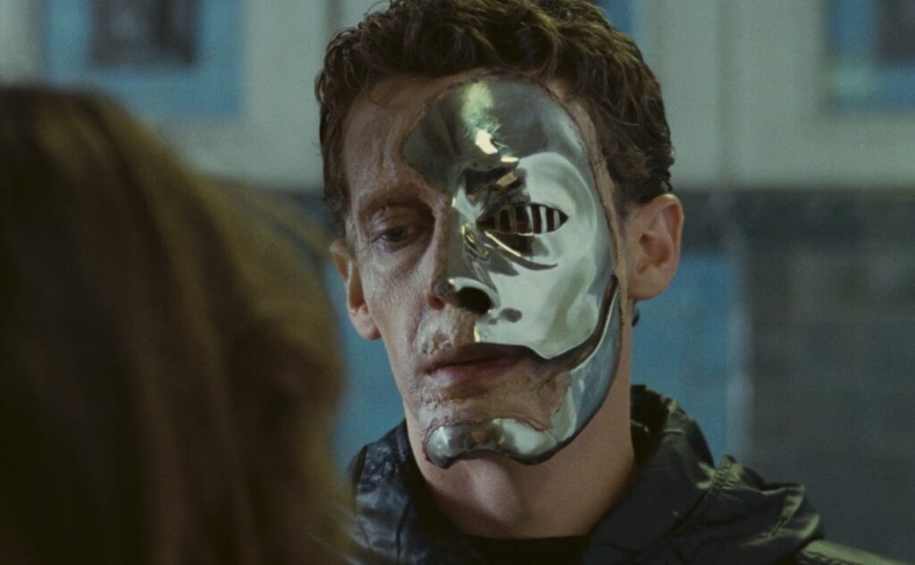 Демоны фильм 1985 года человек в маске